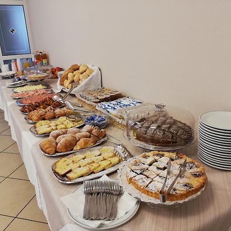 Hotel La Bella Vita Rimini Dış mekan fotoğraf