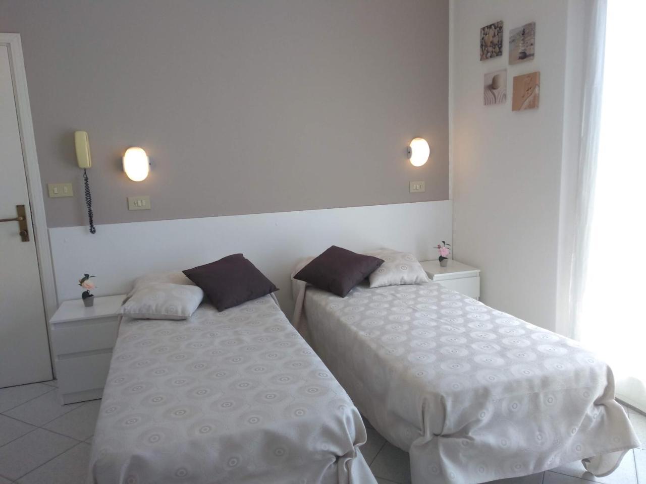 Hotel La Bella Vita Rimini Dış mekan fotoğraf