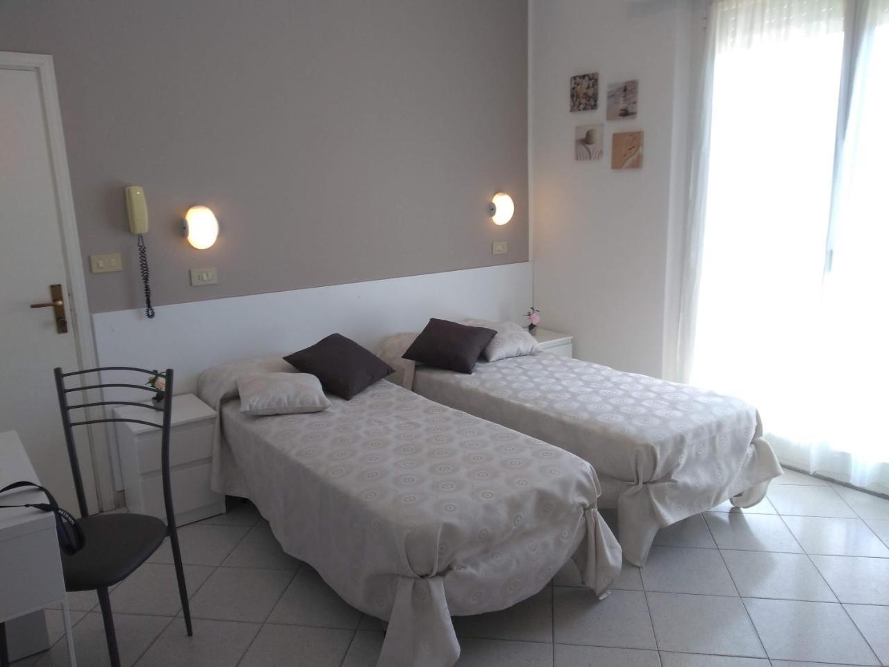 Hotel La Bella Vita Rimini Dış mekan fotoğraf