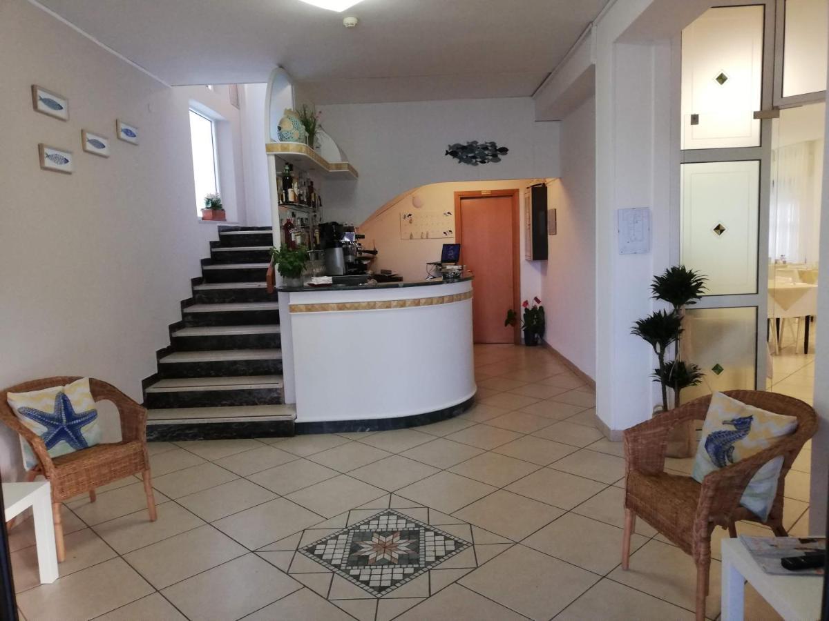 Hotel La Bella Vita Rimini Dış mekan fotoğraf
